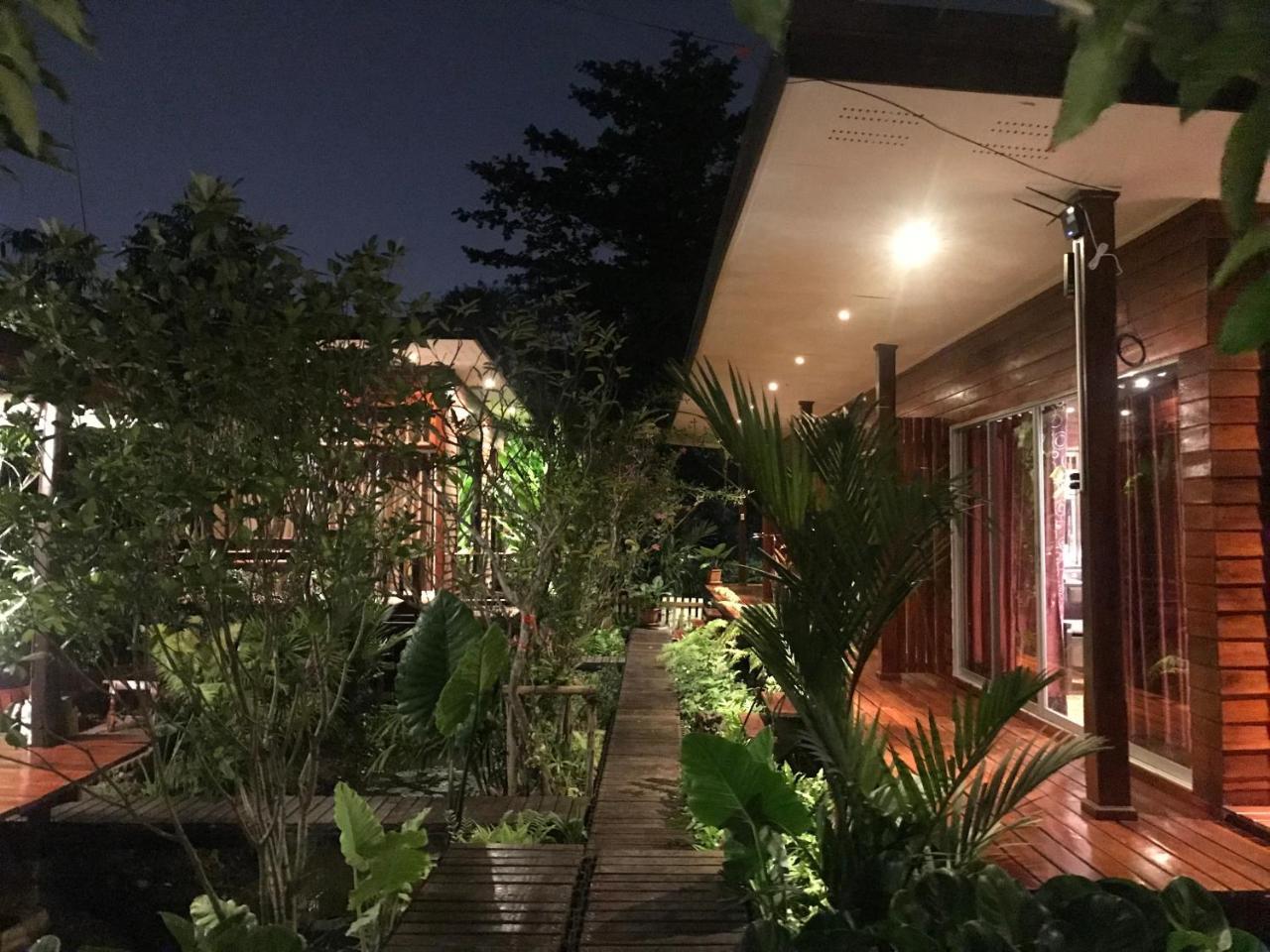 88 Homestay Bang Chak Buitenkant foto